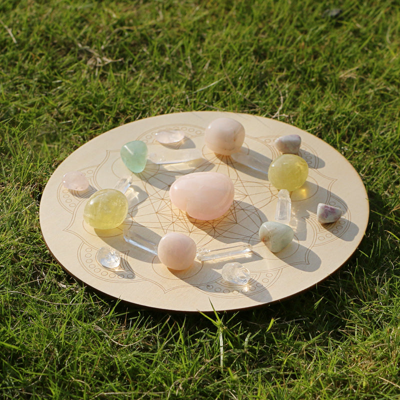 Love Manifestation Crystal Grid - Healing Crystwinity